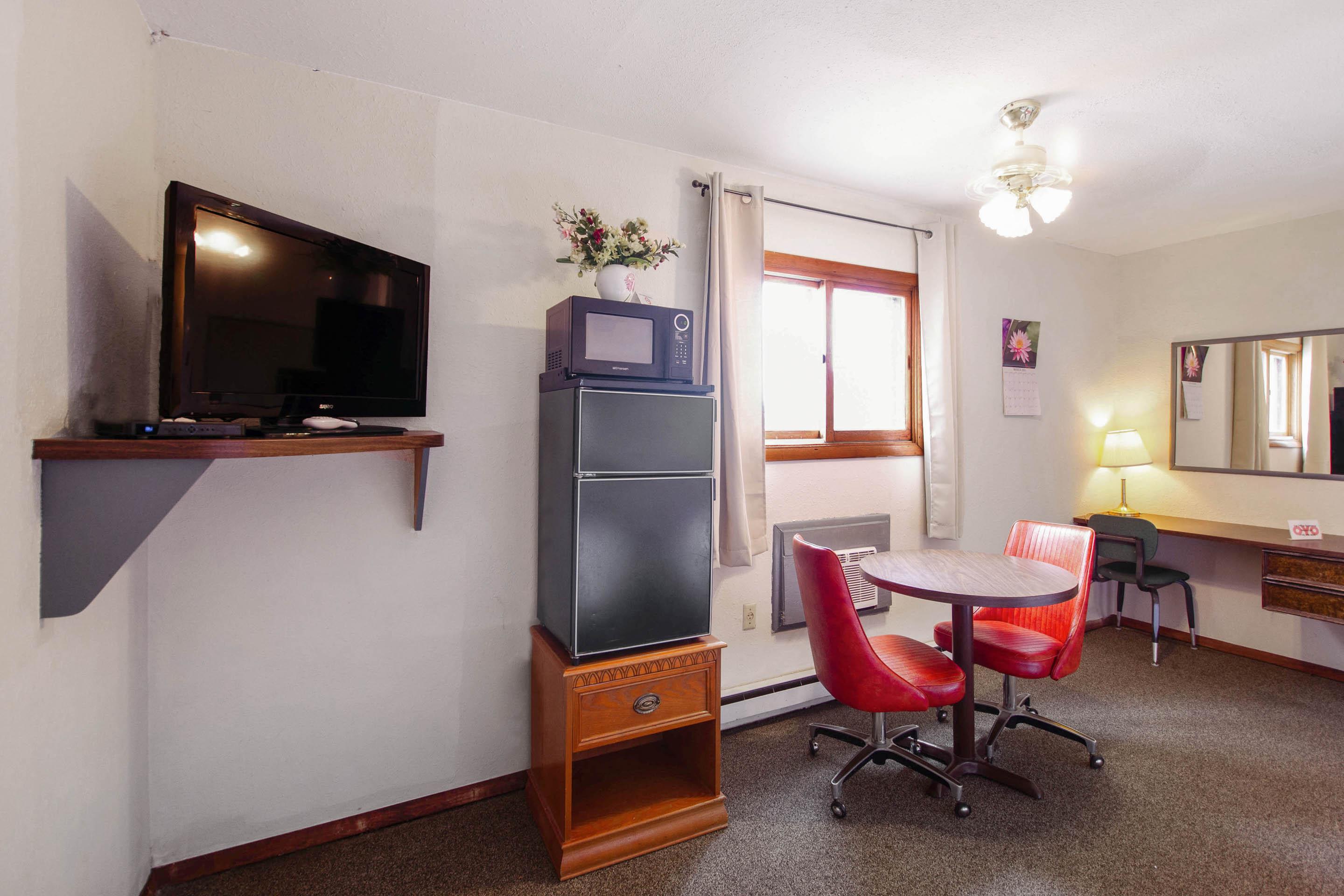 Oyo Hotel Cheyenne Wells - Us 40 Екстериор снимка