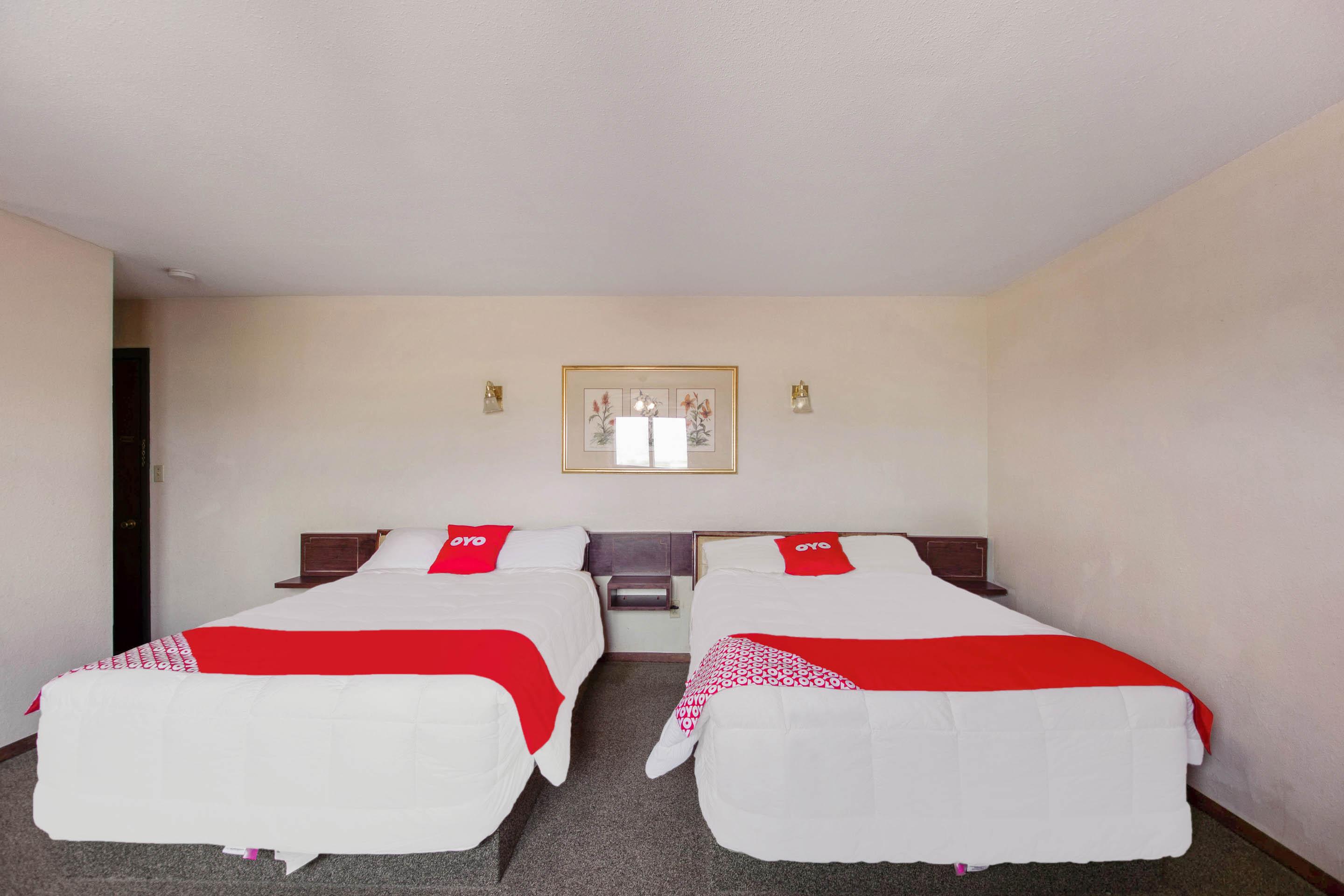 Oyo Hotel Cheyenne Wells - Us 40 Екстериор снимка