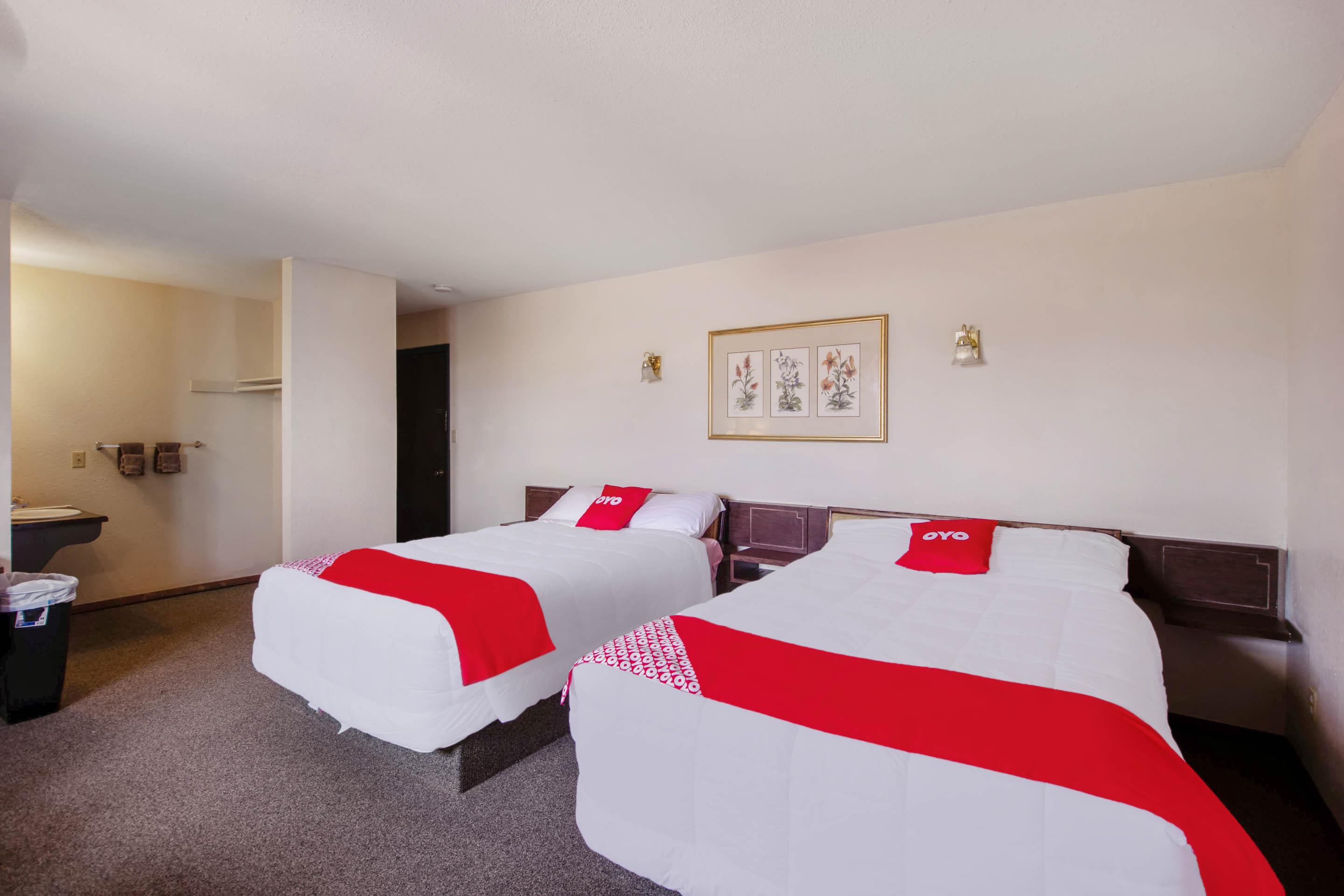 Oyo Hotel Cheyenne Wells - Us 40 Екстериор снимка