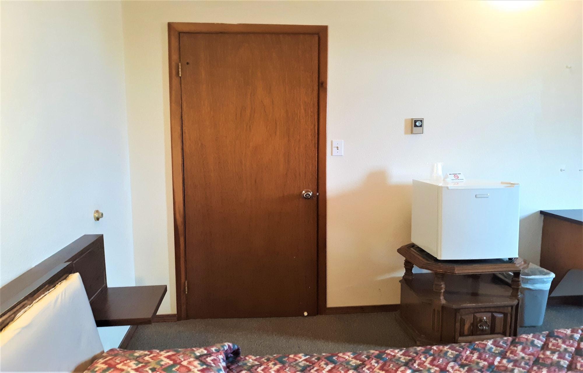 Oyo Hotel Cheyenne Wells - Us 40 Екстериор снимка