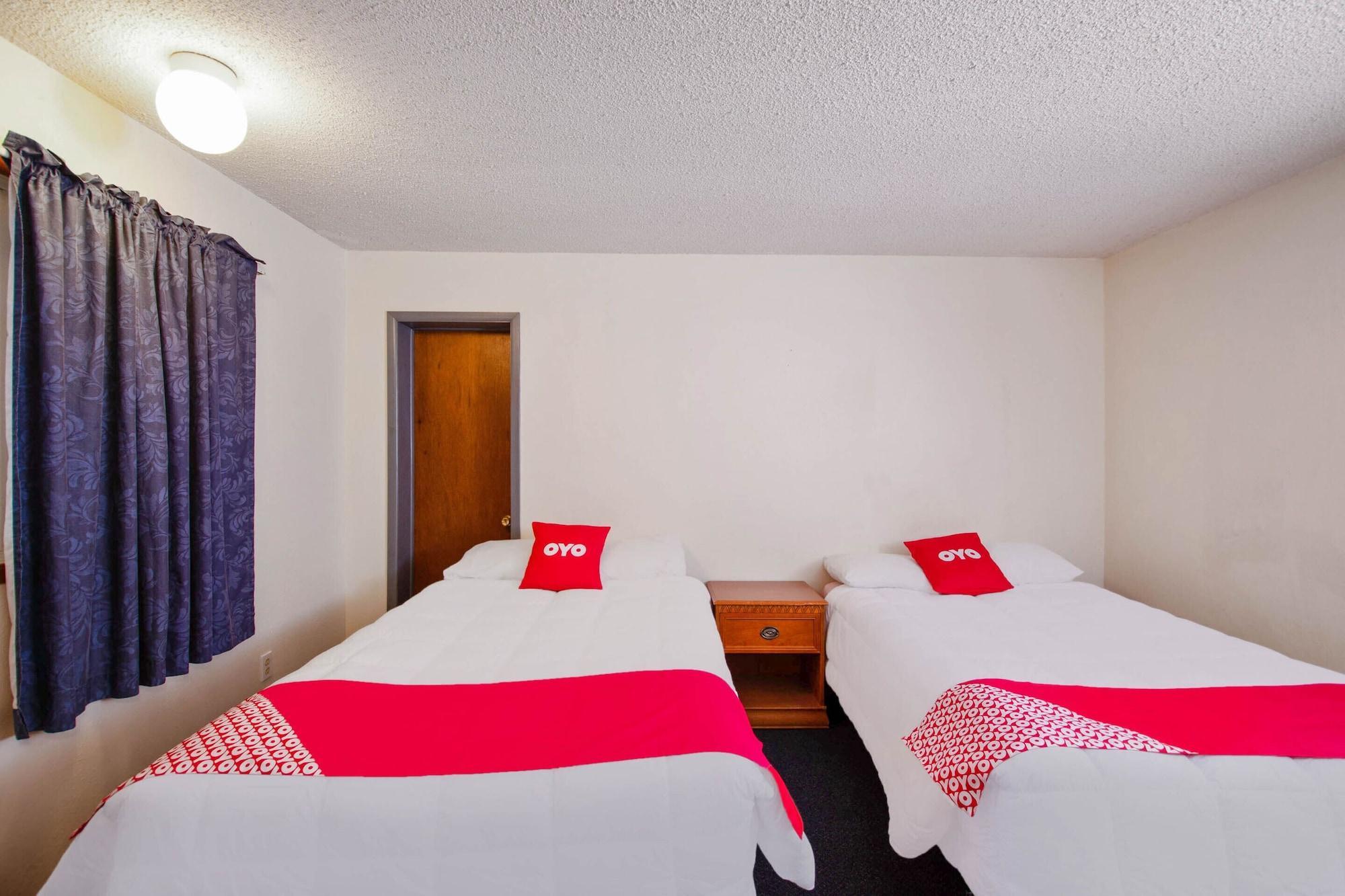 Oyo Hotel Cheyenne Wells - Us 40 Екстериор снимка