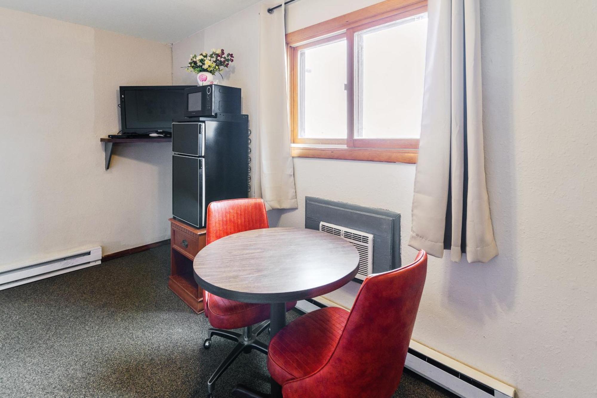 Oyo Hotel Cheyenne Wells - Us 40 Екстериор снимка